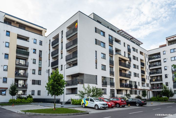 Fotografie imobiliară a unui complex de apartamente, realizată de VAVA Studio